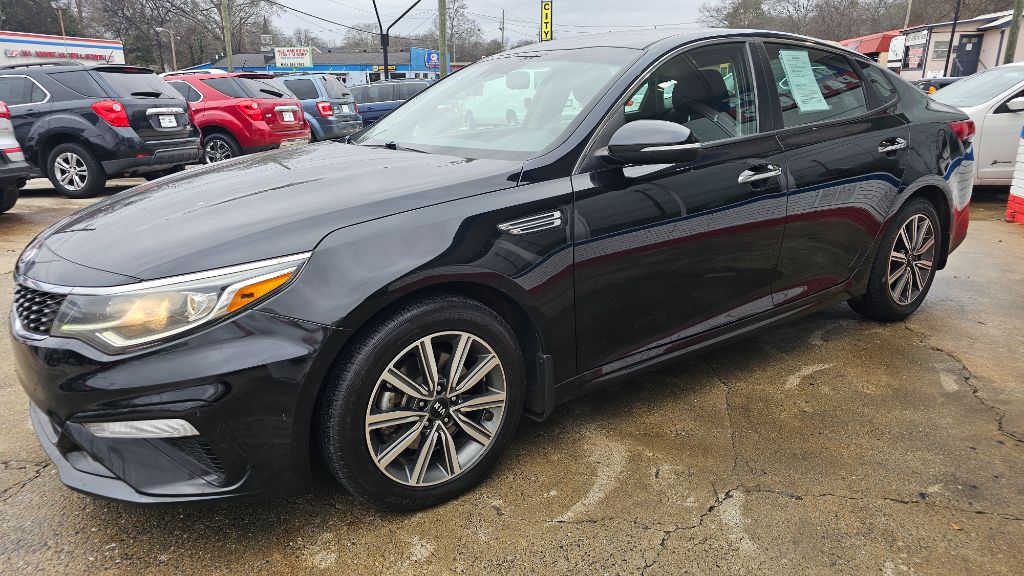 2019 Kia Optima LX's photo